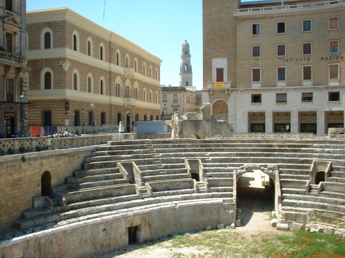 Anfiteatro romano Lecce, piazza Sant'Oronzo / wikipedia